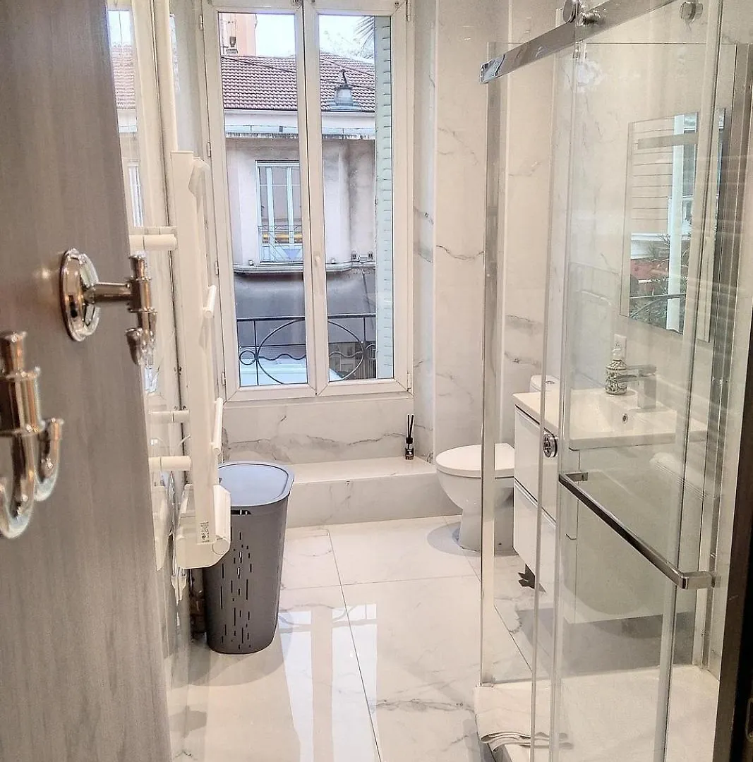 Residence Le Courbet Juan-les-Pins Apartment